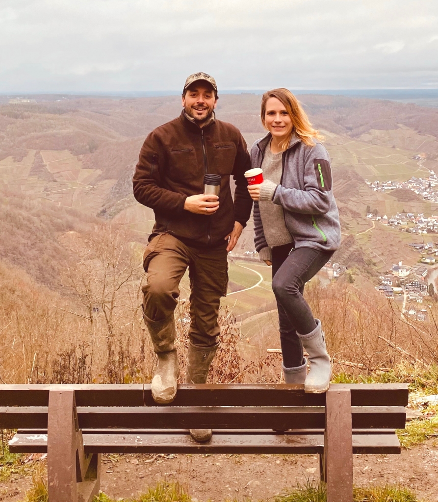 Matthias und Julia von WildeAhr auf einem Berg