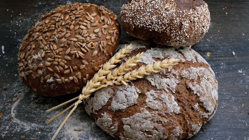 Kümmel gilt als klassisches Brotgewürz und wirkt verdauungsfördernd und  appetitanregend.
